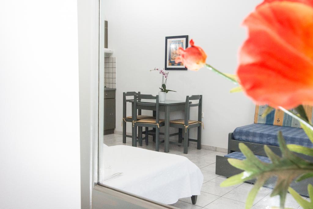 Papidakis Studios Agia Marina Zimmer foto